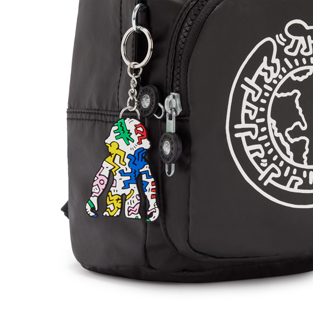 デリアコンパクト　14,300 円（税抜）／Kipling x Keith Haring（キプリング）