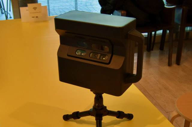 4K3D対応カメラ「Matterport」。60度ごとに自動撮影する
