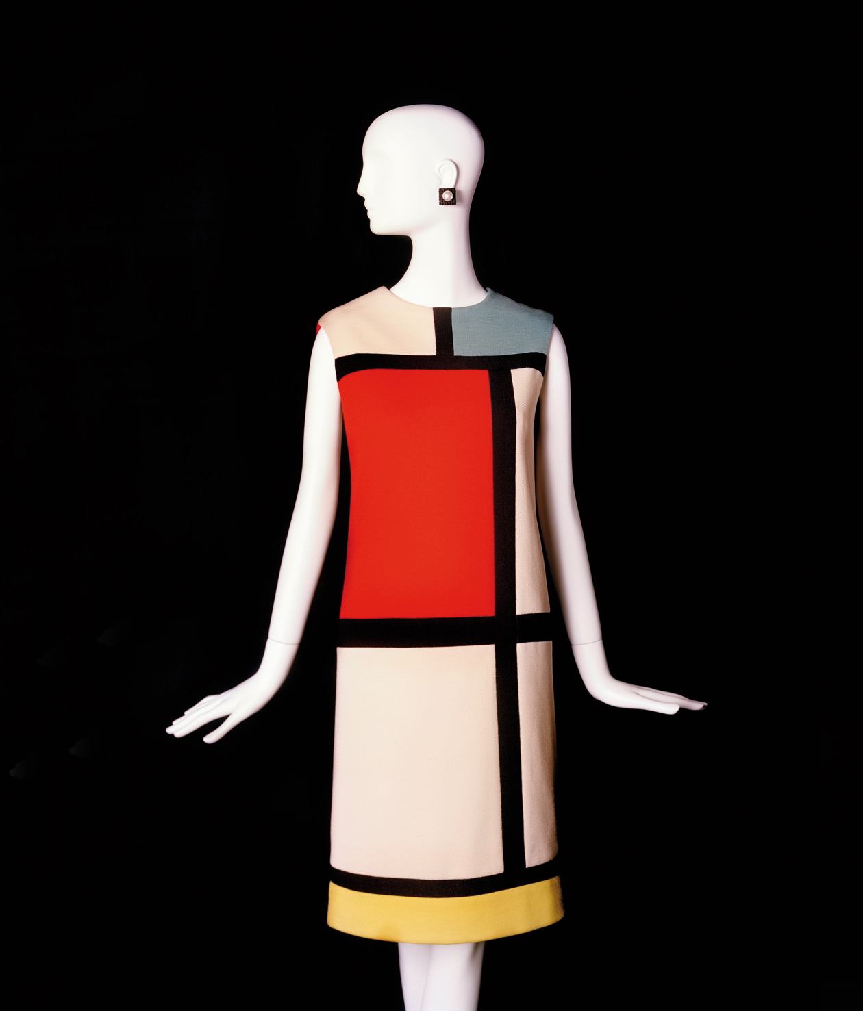 カクテル・ドレス―ピート・モンドリアンへのオマージュ 1965年秋冬オートクチュールコレクション © Yves Saint Laurent © Alexandre Guirkinger