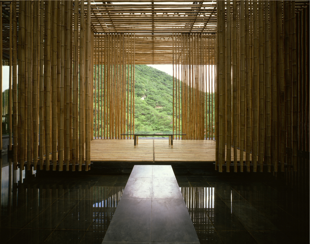 竹屋 Great (Bamboo) Wall　　写真：Satoshi Asakawa 吉永小百合さん出演のシャープのCMでも有名。1泊100万円以上するとか。