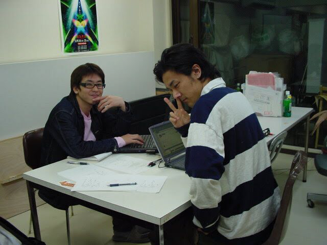 大学院時代の現チームラボ取締役の堺大輔さん（左）と猪子寿之さん（右）