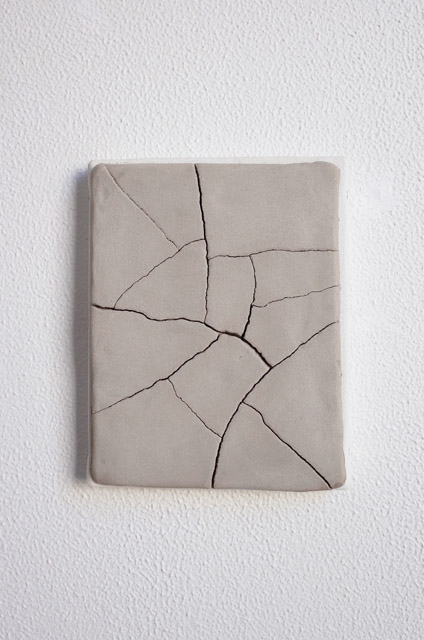 画布上の陶土:岡崎和郎「御物補遺」展 ギャラリーあしやシューレ