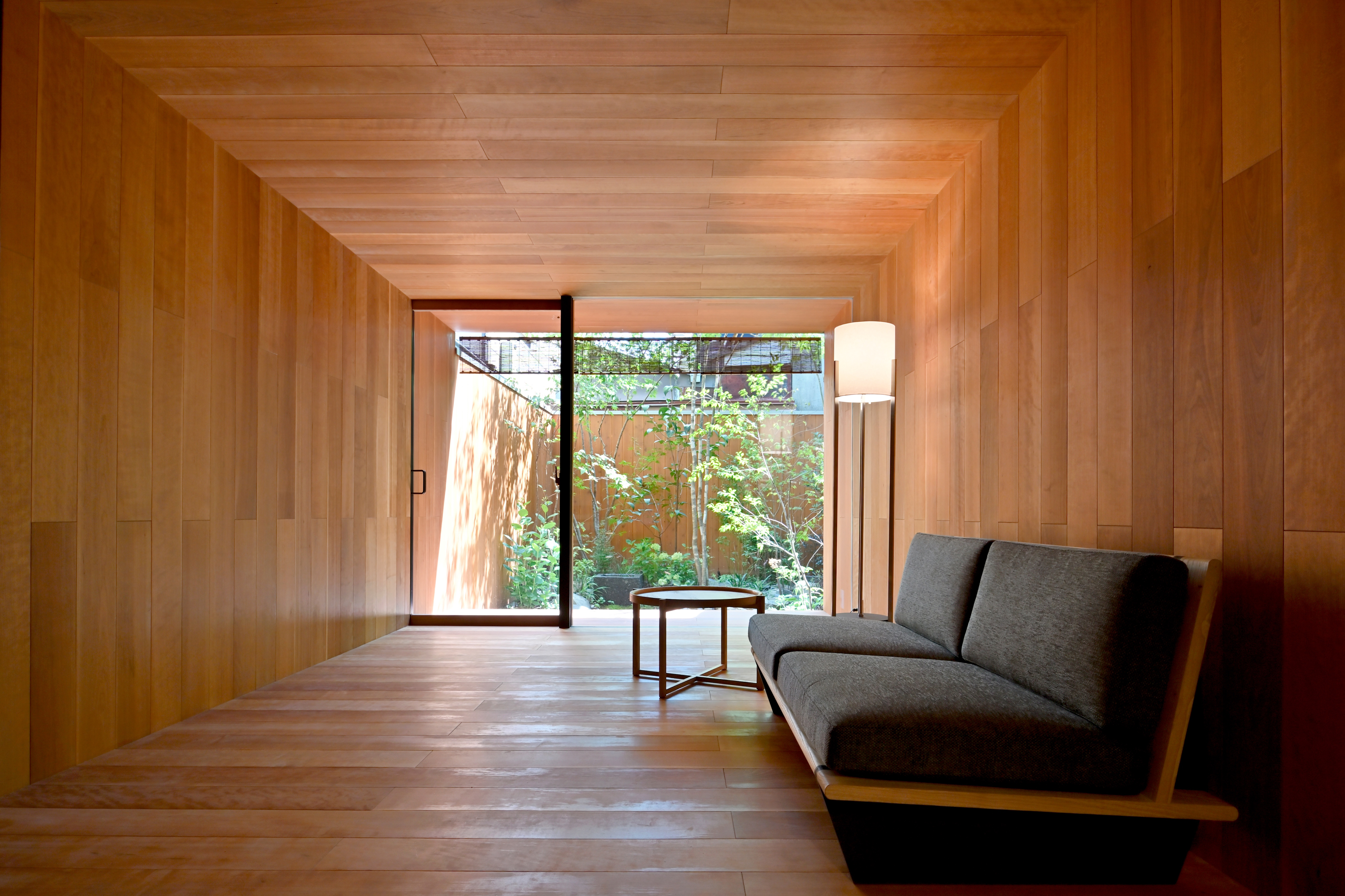 クリエイティブユニット「graf（グラフ）」が手掛けた京町家宿「京の温