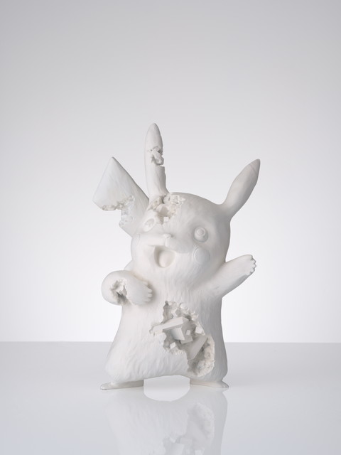 Daniel Arsham × Pokémon Crystalized Pikachu 300,000円+税 ※抽選販売、抽選参加には会場への入場(有料)が必要。 ©Daniel Arsham Courtesy of NANZUKA ©2020 Pokémon. TM, ® Nintendo.