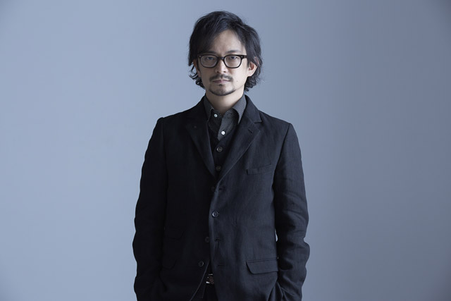 作家ポートレイト photo by Shizuo Takahashi