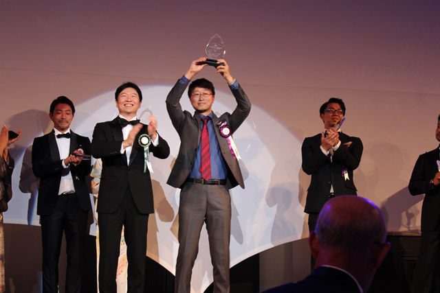 ​  石川社長が実行委員会会長を務める「OKAYAMA AWARD（オカヤマアワード）」は、岡山の経済や文化の向上を促すとともに、岡山の活性化を目指して創設され、2010年以来岡山で活躍する多彩な若手経営者等を毎年顕彰している。  ​